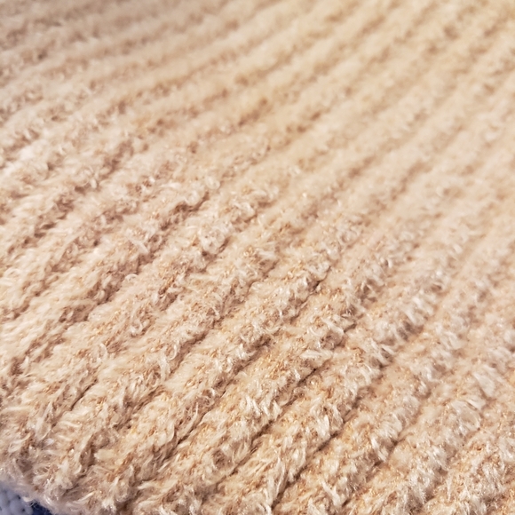 Men's R Ladies hat - Picture 2 of 12